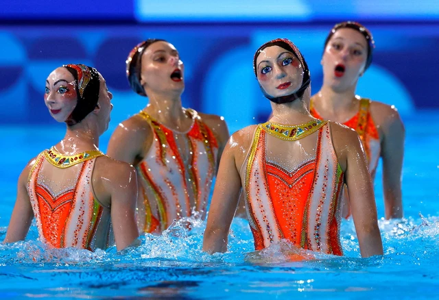 Trang Phục Độc Đáo Của Đội Bơi Nghệ Thuật Pháp Tại Olympic 2024 Gây Sốt 1 7787531 17230501137051094985494