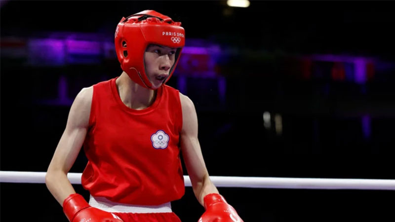 Bão Tranh Cãi Giới Tính Tại Olympic Paris 2024: Tiết Lộ Chấn Động Từ Võ Sĩ Emilie Sovinco 2 lin yu ting tien vao chung ket olympic 2024 giua lan song tranh cai ve gioi tinh