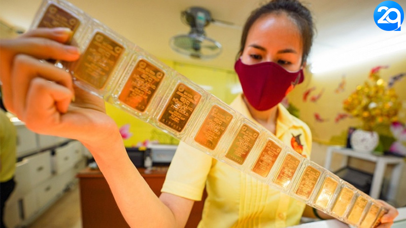 Mua Vàng Không Lo Lỗ: Bí Quyết Từ Chủ Tiệm Vàng – Cùng Khám Phá Với 2QCOM 2 mua-vang-2