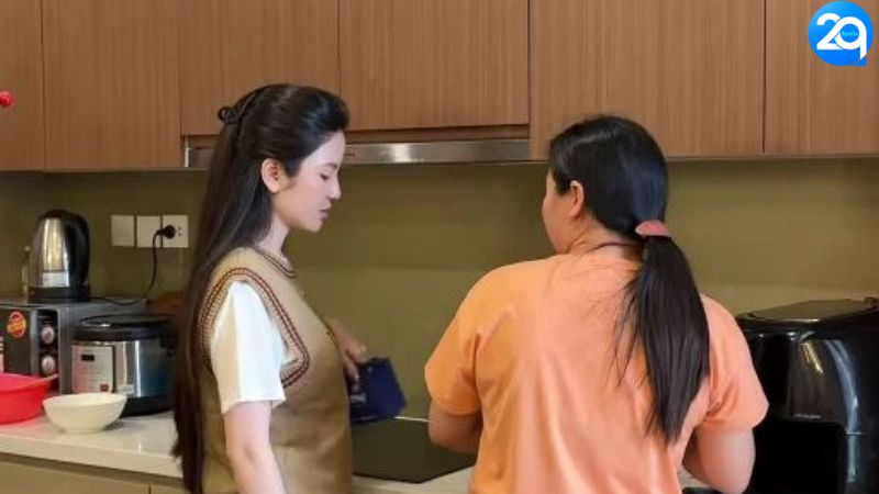 Chu Thanh Huyền Gây Bão – Tự Lái Xe Về Quê Quang Hải, Rửa Bát Phụ Giúp Nhà Chồng! 2 chu-thanh-huyen-2