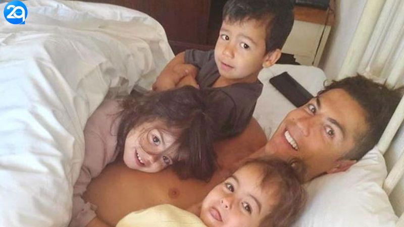Cristiano Ronaldo Bật Mí Bí Mật Sung Mãn: Nhờ “Siêu Giường” Triệu Đô! 2 cristiano-ronaldo-2