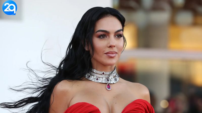 Georgina Rodriguez Vượt Qua Quá Khứ Đen Tối Của Mẹ Ruột Ronaldo - Bí Mật Được Giấu Kín! 2 georgina-rodriguez-2