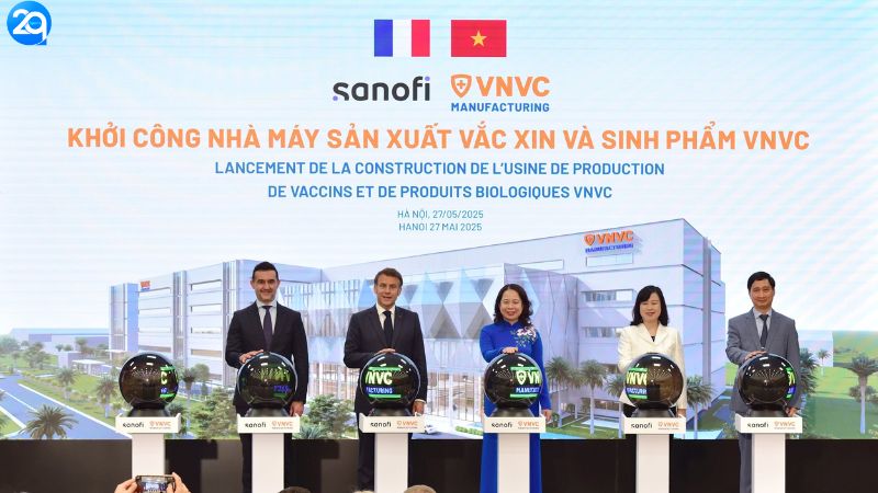 Tổng Thống Pháp - Bất Ngờ Khởi Công Siêu Nhà Máy Tại Việt Nam 2 tong-thong-phap-2